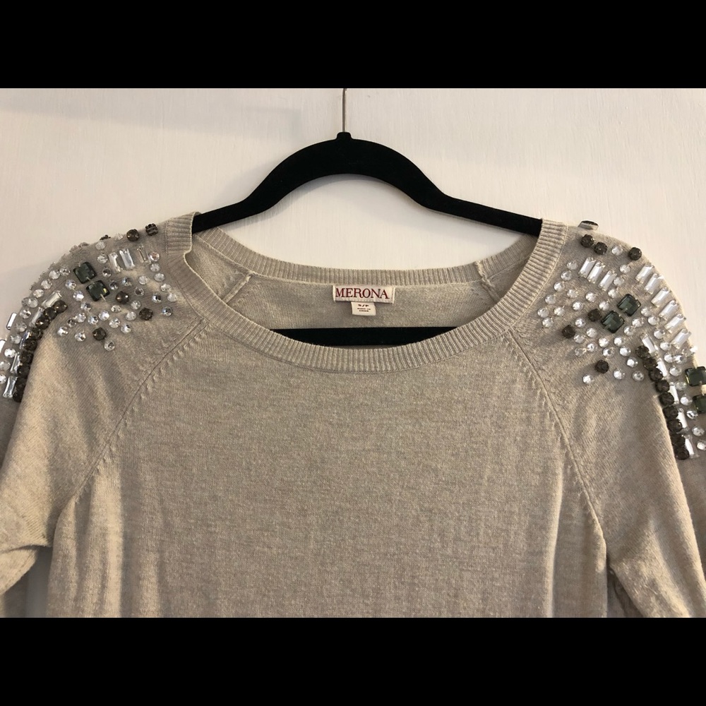 Gray sweater with jewels